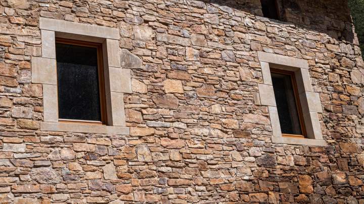 Pour préserver l’esthétique, l’étanchéité et la durabilité d'un bâtiment.